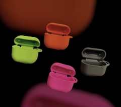 FUNDA AIRPODS LISA 3RA GENERACIÓN
