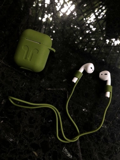 FUNDA AIRPODS LISA 1/2 GENERACIÓN - The Case Store