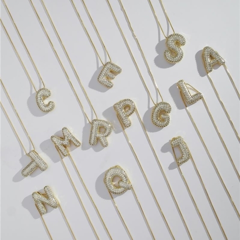 Colar Letra Bold Cravejada Corrente Veneziana