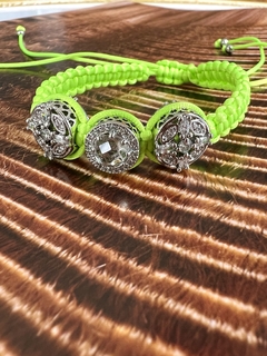 Pulseira Nylon Verde Lima com Pingentes - prata 4044 - comprar online