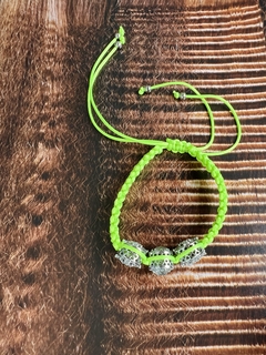 Pulseira Nylon Verde Lima com Pingentes - prata 4044 na internet