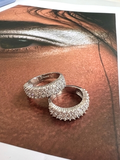Anel Cravejado 3 fileiras Zirconia - prata 4044 - comprar online
