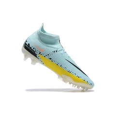 Chuteira Phantom GT Flyknit