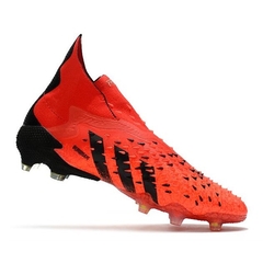 Chuteira Adidas Predator Freak 3 na internet