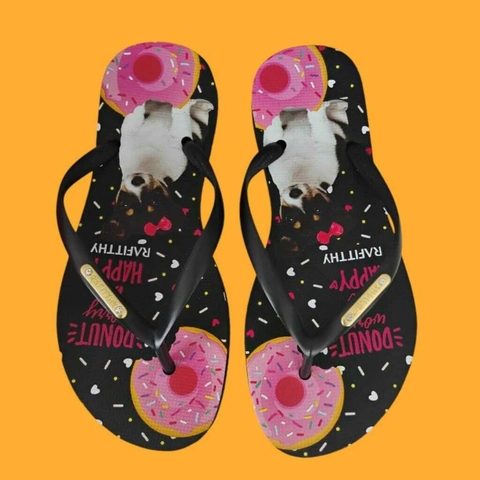 SANDALIA FEMININA DOG DONUT WORRY BE HAPPY PRETO RAFITTHY