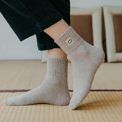 5 pares/lote Meias Femininas de Algodão com Bordado de Sorriso na internet
