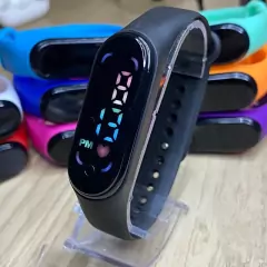 Relógio M7 digital led Esportivo A prova água pulseira colorido feminino masculino