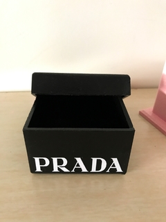 Caixinha 8x8 Prada - comprar online