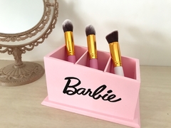 Porta Pincel da Barbie com Três lugares - Ateliê Papel e Flor