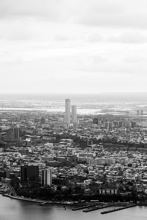 NY_SKYLINE_BLACKANDWHITE