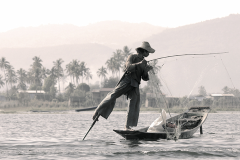 Pescador no lago Inle - Myanmar II