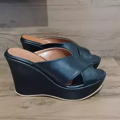 Sandália Feminina Tamanco Anabela X Alta Preta Novidade Promoção - comprar online