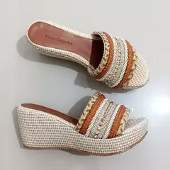 Tamanco Plataforma Baixa Leve Peep toe Strass Novidade em Promoção