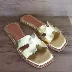 Sandália Rasteirinha H Dourada Novidade em Promoção
