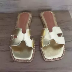 Sandália Rasteirinha H Dourada Novidade em Promoção - comprar online