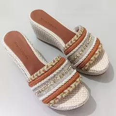 Tamanco Plataforma Baixa Leve Peep toe Strass Novidade em Promoção - Rispa Calçados
