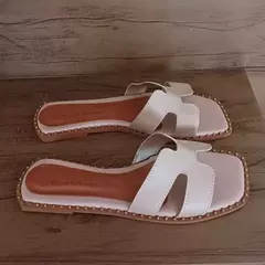 Sandália Rasteirinha H Nude Novidade em Promoção - comprar online