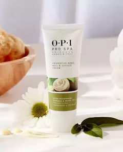 Protective Hand Nail & Cuticle Cream 236 ml - comprar online