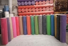 Tela No Tejida Color 300 mts 1.60 de ancho 69 gramos Azul Panam - comprar en línea