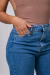 Calça Jeans Wide Leg Lavagem Escura na internet