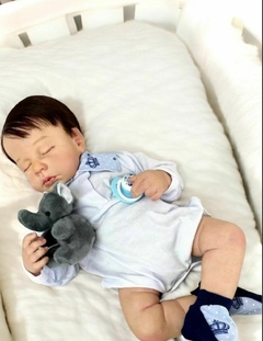 Bebê Reborn Realista Lou Lou II - MENINO - 2 A 3 DIAS UTEIS PARA FABRICAÇÃO na internet