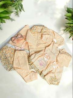 CONJUNTO PRINCESS CREME PARA BEBÊ REBORN REALISTA