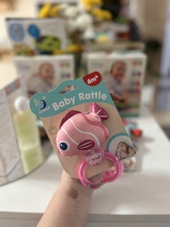 Sonajero apego pez rosa