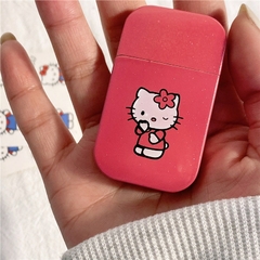 Chama Cor-de-rosa Fofa: O Isqueiro Hello Kitty com Fogo de Estilo Único