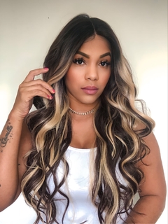 LACE FRONT MANUELLA