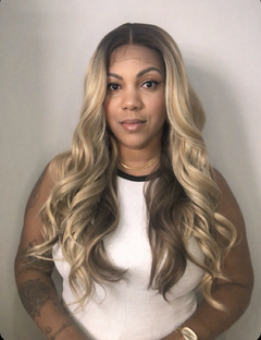 LACE FRONT JULY na internet