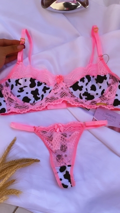 Conjunto Paloma na internet