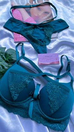 Conjunto Mirela na internet