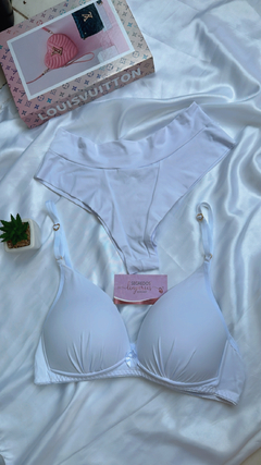 Conjunto Maria na internet