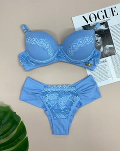 Conjunto Jasmine na internet