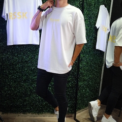 Remera RSSK Young White [Oversize] - comprar online