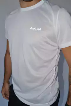 Remera "Dixon" en internet