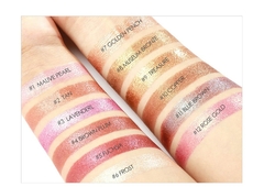 Sombras para olhos cintilantes Focallure na internet