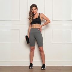 Bermuda Legging Lisa Feminina na internet