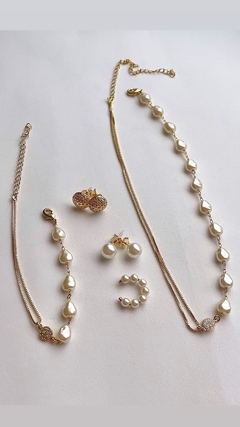 Pulseira Maisa com Pérolas Barroca Banhada a Ouro 18K - comprar online