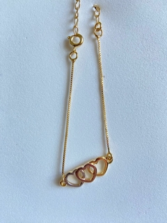 Pulseira Corações em Três Tons de Banho de Ouro na internet