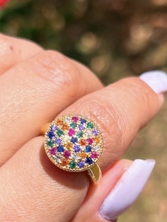 Anel Deia Cravejado com Pedras Coloridas Banhado a Ouro 18k