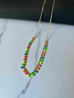 Colar Choker Colorido Banhado a Ouro 18K na internet