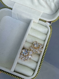 Brinco Zirconias Luxo Banhado a Ouro 18K - comprar online