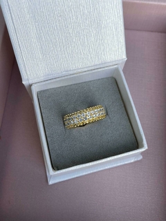 Anel Cravejado de Zirconias Banhado a Ouro 18K