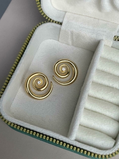 Brinco Espiral Banhado a Ouro