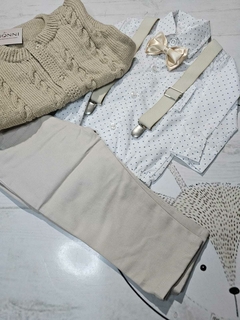 TRAJE DE FIESTA DE BEBE CON ABRIGO BEIGE Y BLANCO CON DETALLES