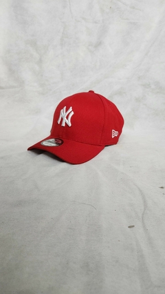 BONÉ NY RED