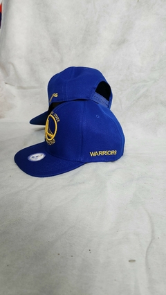BONÉ GOLDEN STATE na internet