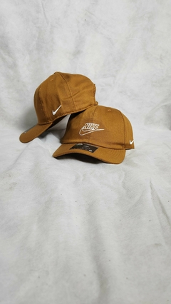 BONÉ NIKE