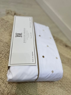 Juego de sábanas blancas bordadas Queen - comprar online
